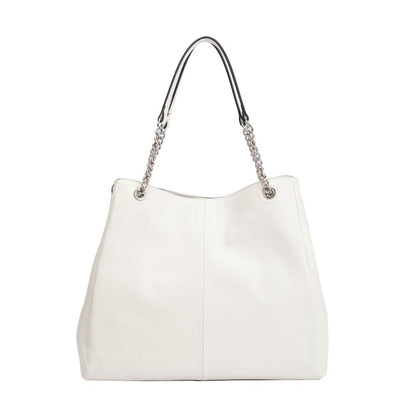  A stylish white handbag featuring elegant chain handles, perfect for any fashionable occasion.