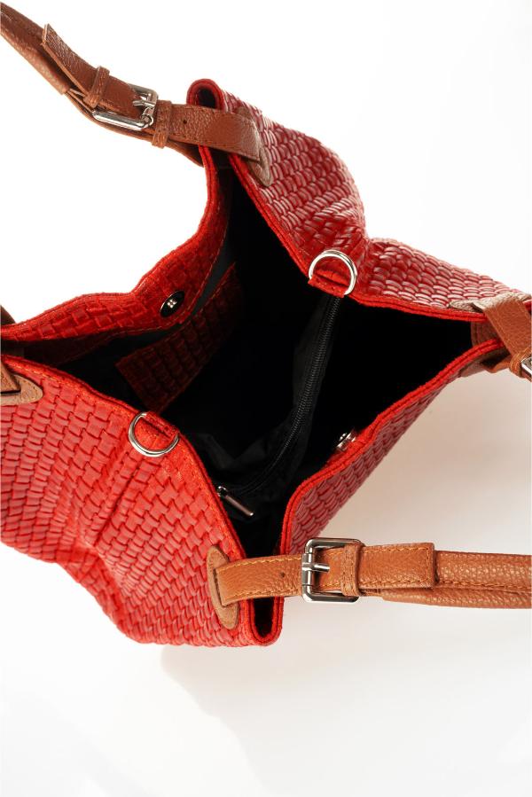  Luxurious red woven bag with dual handles and a refined leather strap, perfect for any stylish occasion.