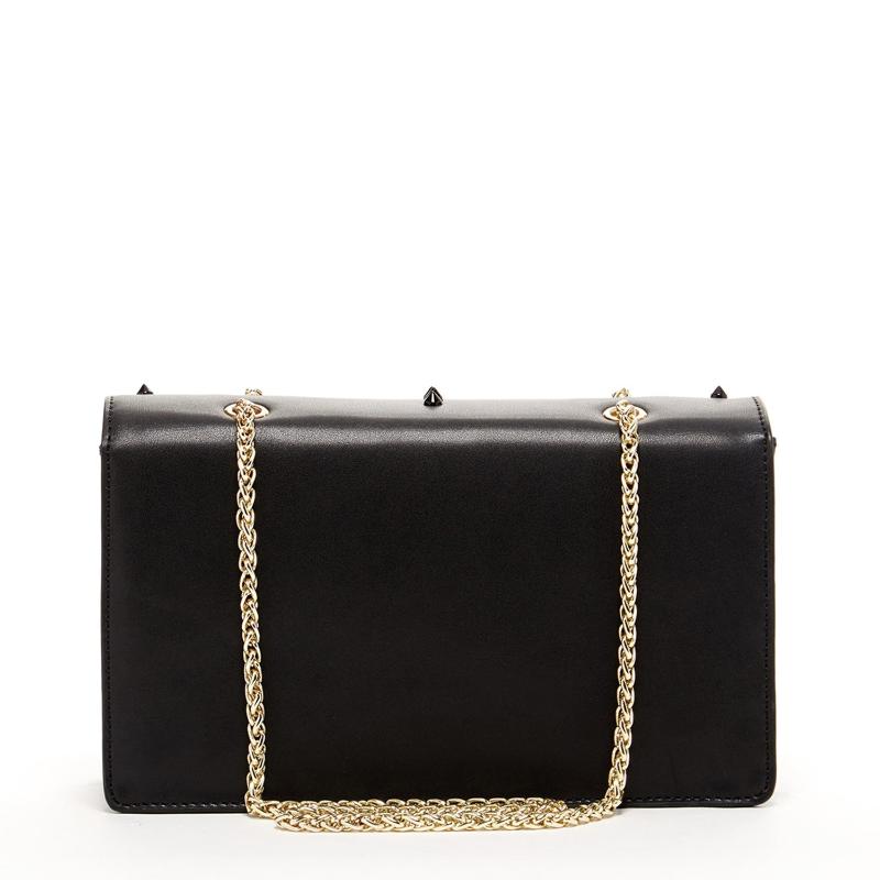 A stylish black leather clutch bag featuring a chic gold chain for a touch of elegance. Perfect for any occasion!